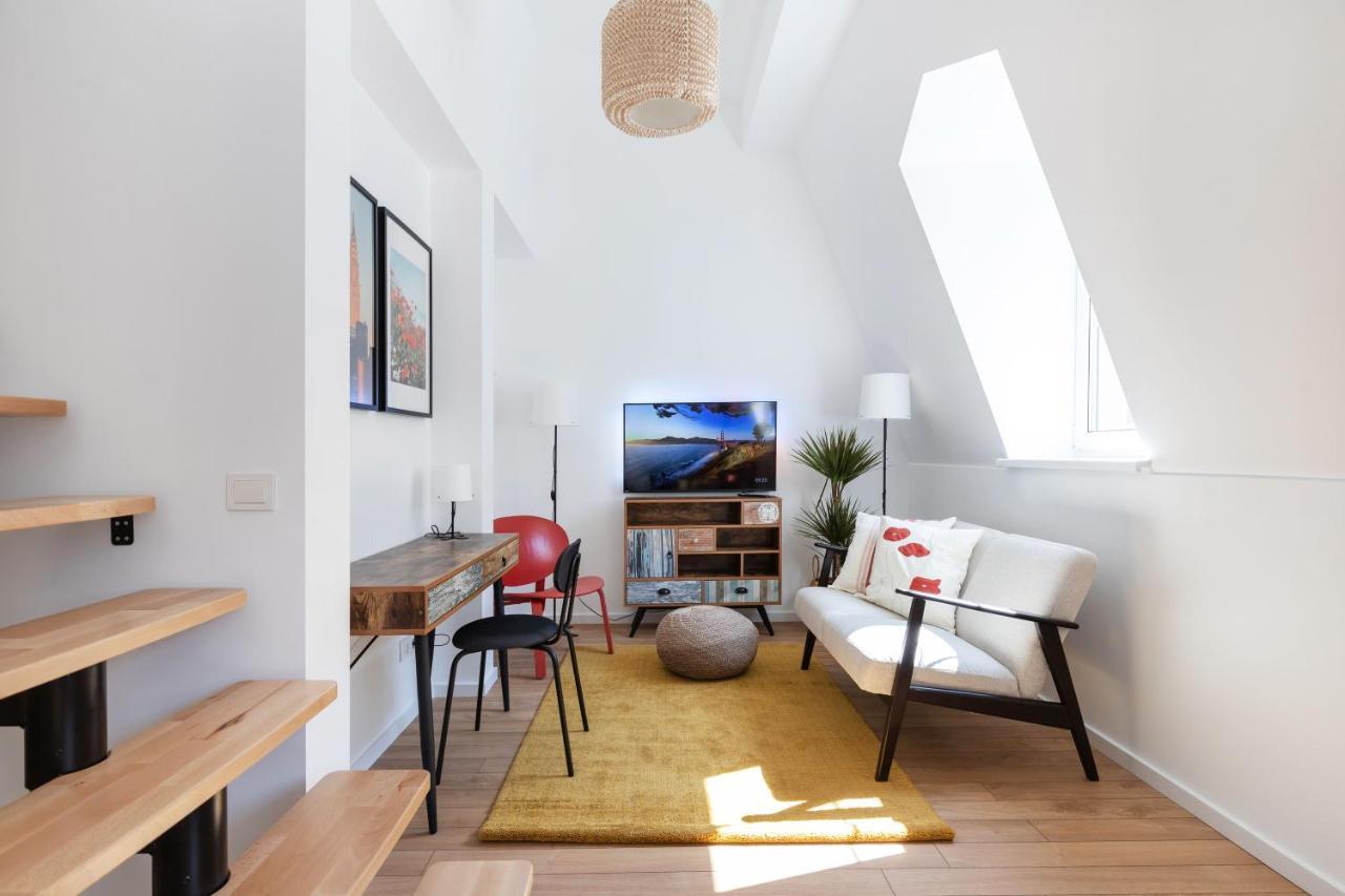 Апартаменты #stayhere - Modern & 2 Bedroom *