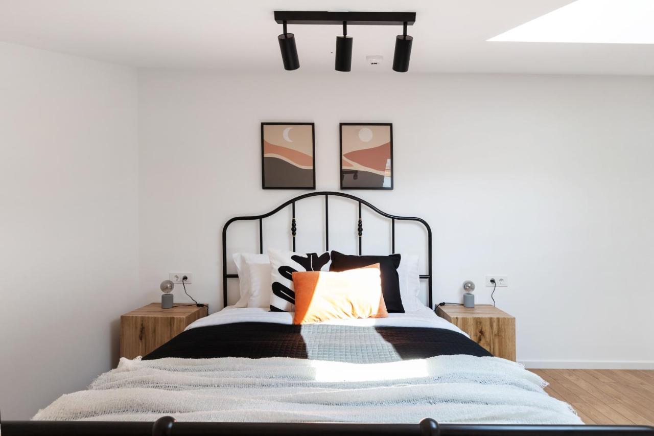 #stayhere - Modern & 2 Bedroom *